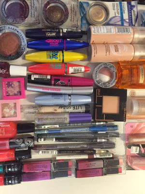 L&amp;#39;Oréal, Clarins Maybelline ,Nivea,Hard Candy lots - Photo 2