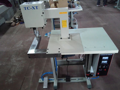 La cirugía de coser camisas de cilindro de la máquina de ultrasonidos TC-XT
