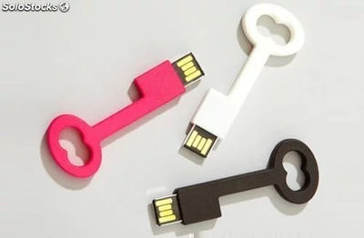 La clé de l&#39;amour En plastique USB flash drive U disque 4G pendrive mémoir bâton