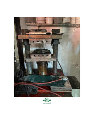 Laboratory hydraulic press for hot plates - Foto 5