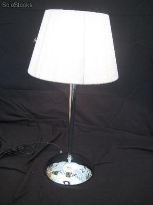lâmpada de mesa chrome fio branco