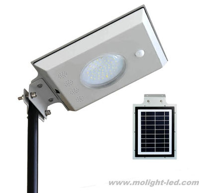 Lampara Solar Luminario Con Sensor De Movimiento 5W 550lm all in one