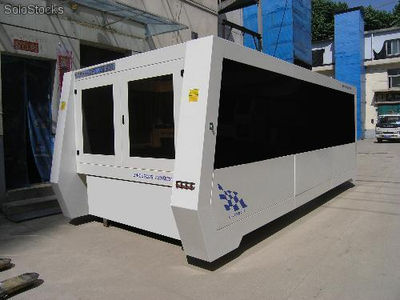 Large-Scale Fiber Laser Cutting Machine gn-cf3015b