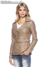 Lederimitatjacke mit Gürtel_camel