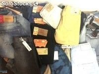 Levis, Jack &amp; Jones, Ralph Lauren Jeans und Oberteile Restposten Insolvenzware