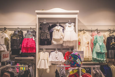 Likwidacja sklepu markowa odzież dziecięca polscy producenci