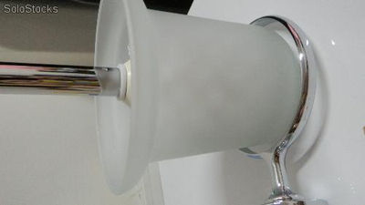 Limpa vazo cromado com pote de vidro