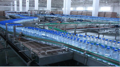 Línea de embotellado de agua mineral de la serie XFC para botellas de PET - Foto 2
