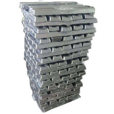 Lingots d&#39;aluminium.