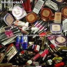 Liquidation lot l&#39;Oréal Gemey Maybelline 250 pièces mix