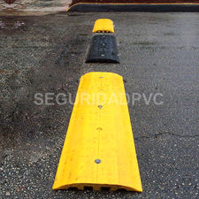 Lomada reductor de velocidad lomo de burro pvc con pasacables - seguridadpvc