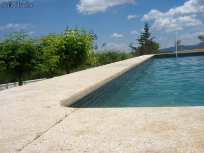 Losas para piscina en piedra arenisca antideslizante, absorbente, no quema. - Foto 3