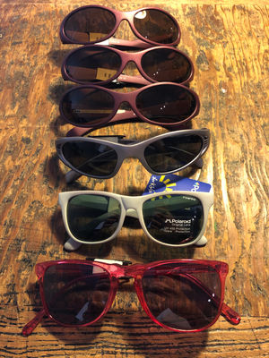 Lot de lunettes de soleil - Photo 4