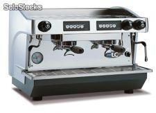 Machine à café LC2 «V» : Expresso 2 groupes