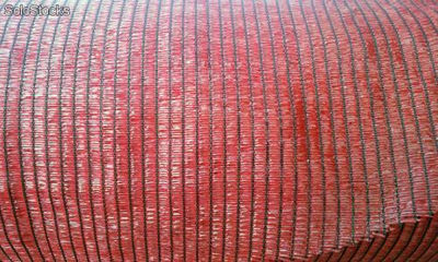 Malla de ocultación 90%, color rojo, 1&#39;50 metros anchura. Tara color.