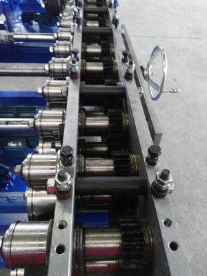 Máquina automatica china para fabricación conductos de chapa - Foto 4