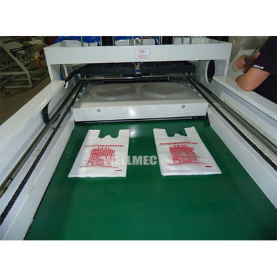 Maquina autómatica fabricar bolsas de camiseta de plástico doble línea