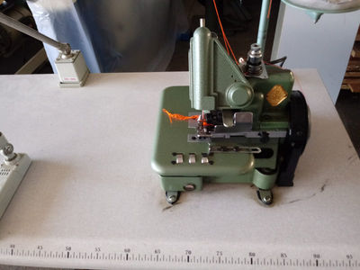 Maquina coser overlock costura ancho