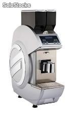 Máquina de Café Superautomatica - IDEA Lio