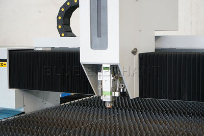 Máquina de corte por láser de fibra CNC 1530 de tubo de acero inoxidable 1500W - Foto 5