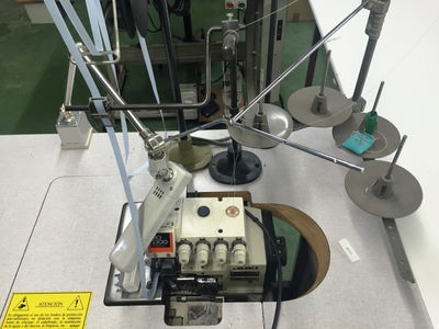 Máquina de coser Juki MO 2300