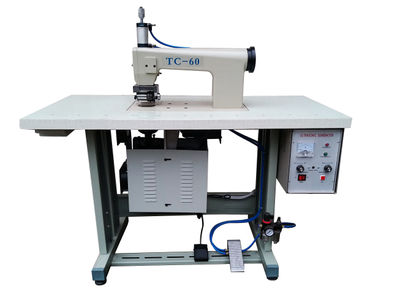 Máquina de coser ultrasónica de encaje para telas no tejidas