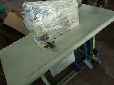 Máquina de coser ultrasónica para la fabricación de bolsas - Foto 3