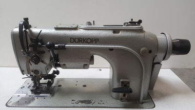Máquina de coser y cortar de doble arrastre con cortahilos