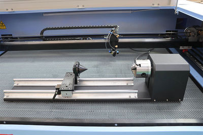 Máquina de grabado del corte de madera del laser del CNC para la venta - Foto 3