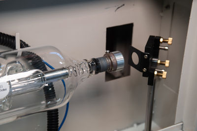 Máquina de grabado láser CO2 materiales no metálicos - Foto 4