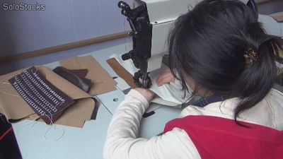 Máquina de la puntada decorativa para coser cuero y tapiceria con hilo grueso