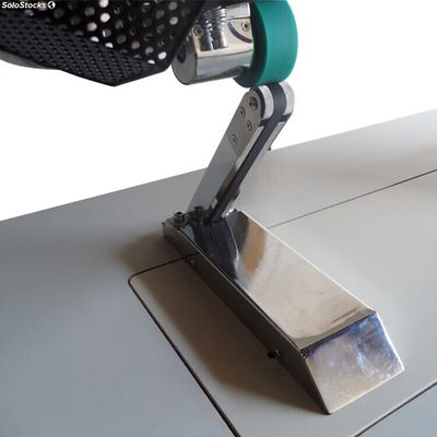 Máquina de vedação de costura de fita impermeável de ar quente para sapatos - Foto 3