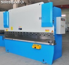 Máquina dobladora de metal 100TONX10&#39;cizalla y plegadora hidráulica segunda mano