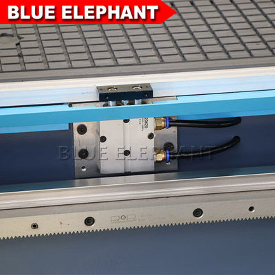 Máquina enrutadora cnc 1325 para cortar materiales metálicos para paneles de alu - Foto 5