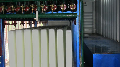 Máquina fabricadora de hielo en bloques enfriamiento directo en contenedor Ref40 - Foto 2