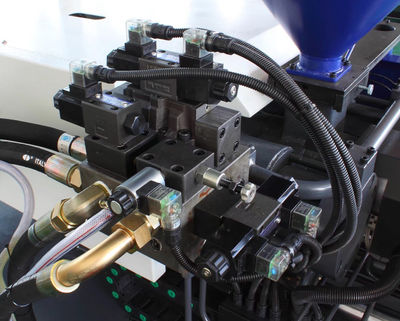 Máquina inyectora con servomotor máquina fabricar producto plástico KC228M8S - Foto 4