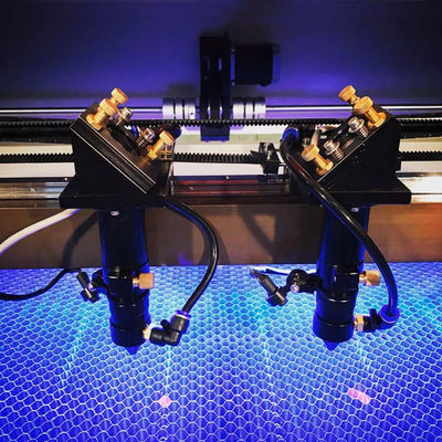 Máquina láser CO2 para hacer grabados y cortar con doble cabezal de trabajo - Foto 3