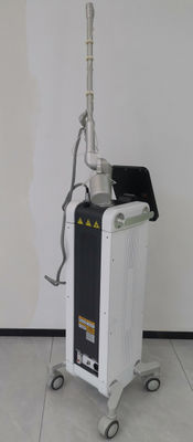 Máquina láser fraccional de CO2 profesional para estiramiento vaginal - Foto 4