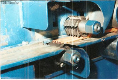 Maquina para fabricação de espetos e churrasco e varetas de pipa bambu - Foto 2