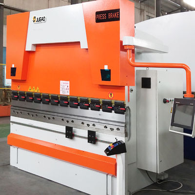 Máquina plegadora de prensa CNC sincrónica servo hidráulica eléctrica WE67K