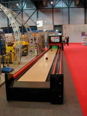 Máquina recreativa Mini Bowling, para hoteles, restaurantes, cafeterías, pubs...