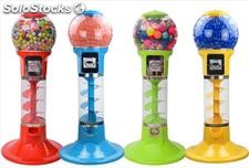 Máquinas expendedoras de dulces y pelotas