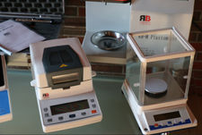 Medidor de humedad (bascula-secadora, higrómetro)