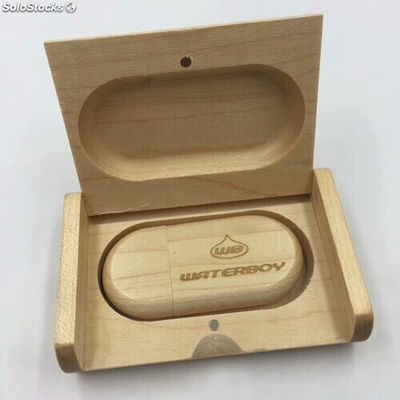 Mémoire USB en bois avec boîte en bois comme cadeau de mariage
