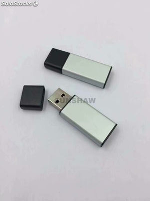Memoria flash USB corta de aluminio con tapa plástica y logotipo gratis