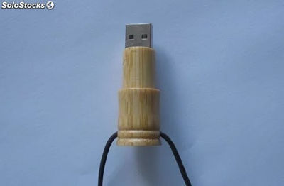 Memoria USB de bambú ecológico con logo grabado por láser gratis modelo 10 - Foto 3