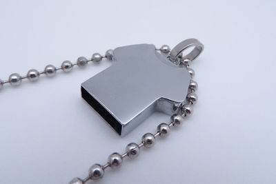 Memoria USB de metal con logo a serigrafía y grabado por láser gratis 104 - Foto 3