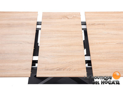 Mesa de comedor extensible negra con patas metálicas y tablero de Roble Modelo V - Foto 4