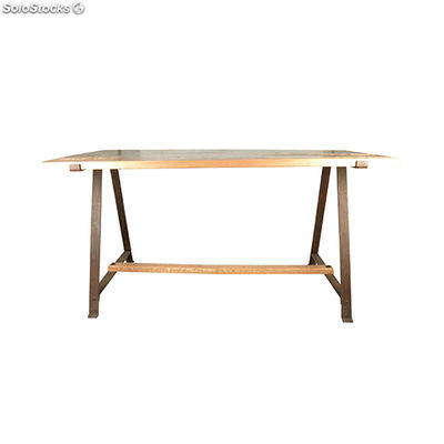 Mesa de estilo vintage com estructura de aço e tampo de madeira