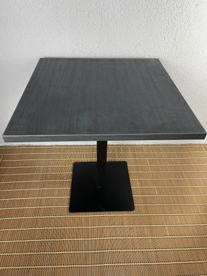mesa hostelería tablero de melamina modelo NEGRO MATE pie de hierro NEGRO - Foto 3